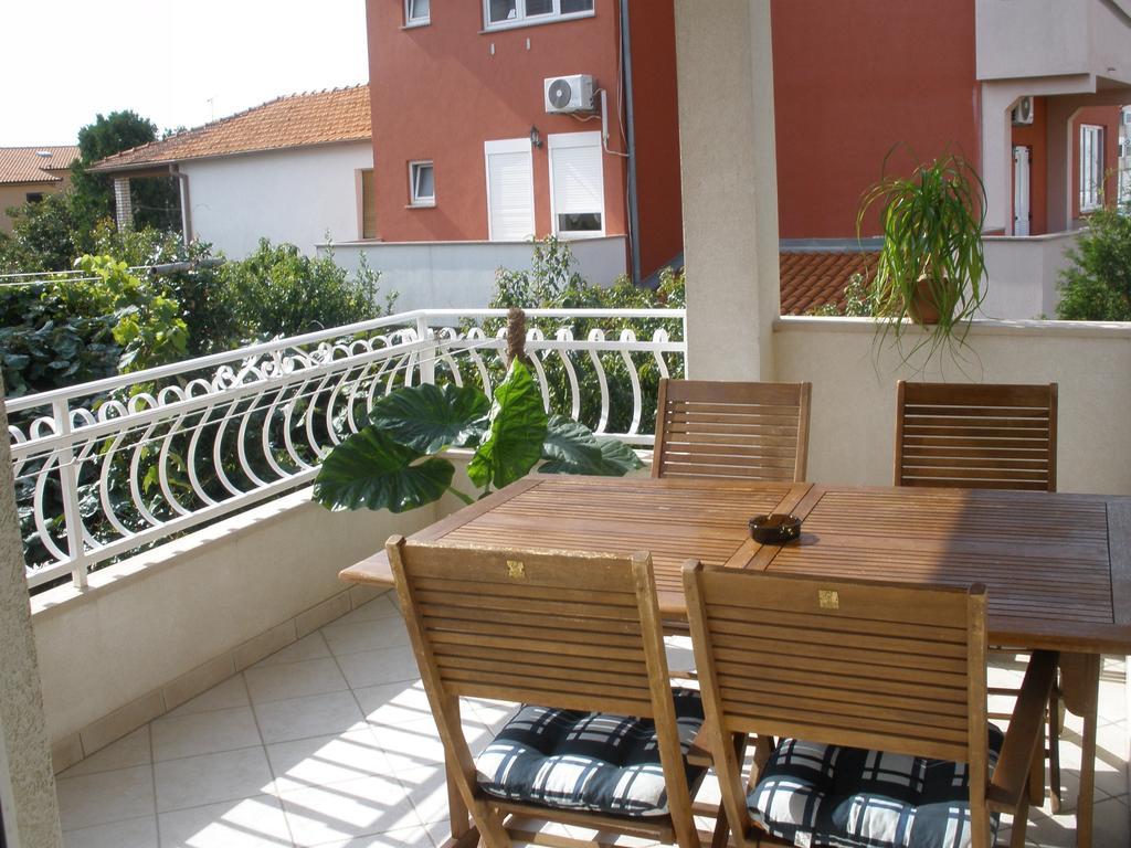 Family Apartments Suzi Rovinj Cameră foto